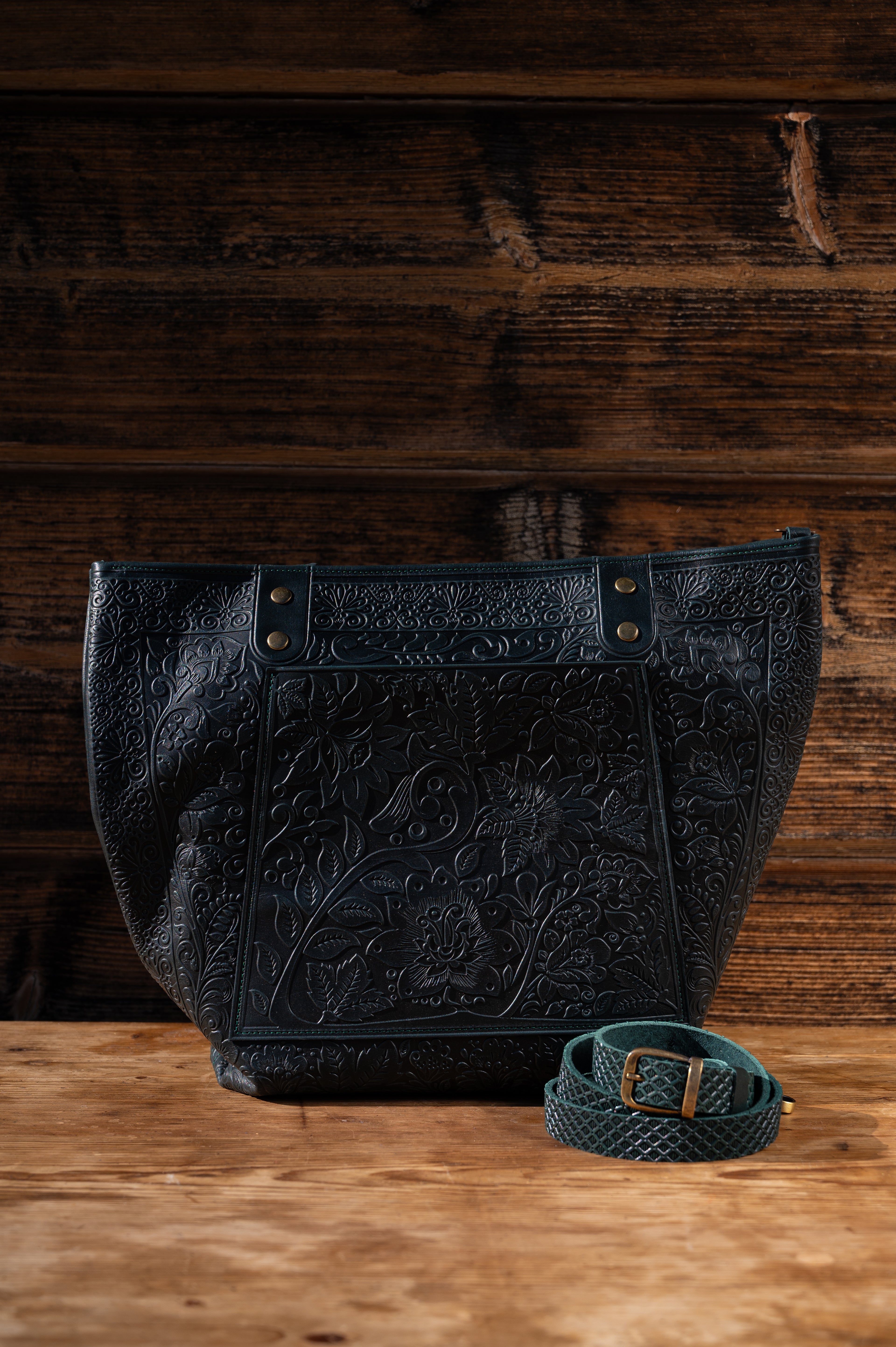 Leather bag “Flower Shopper”