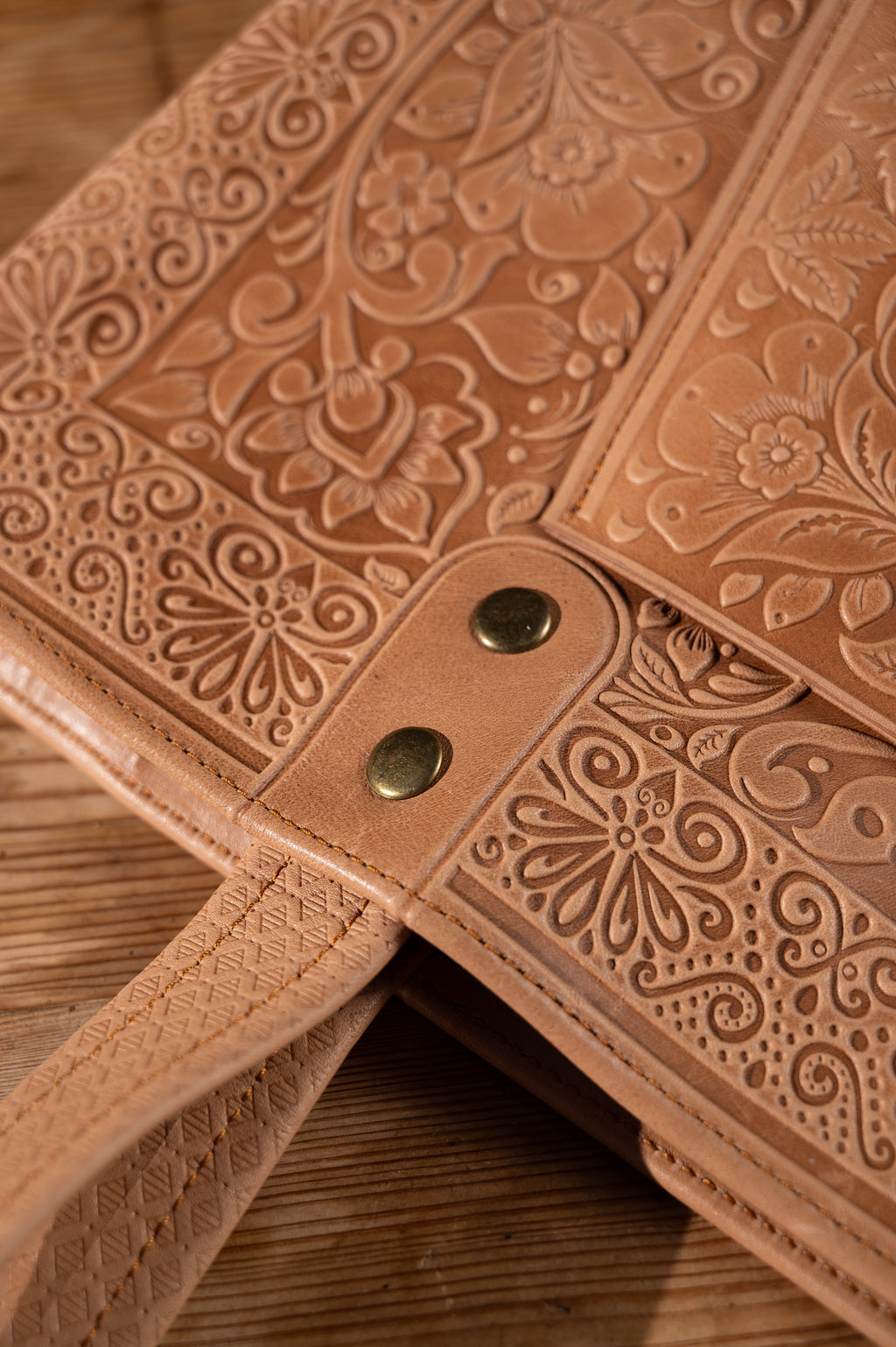 Leather bag “Flower Shopper”