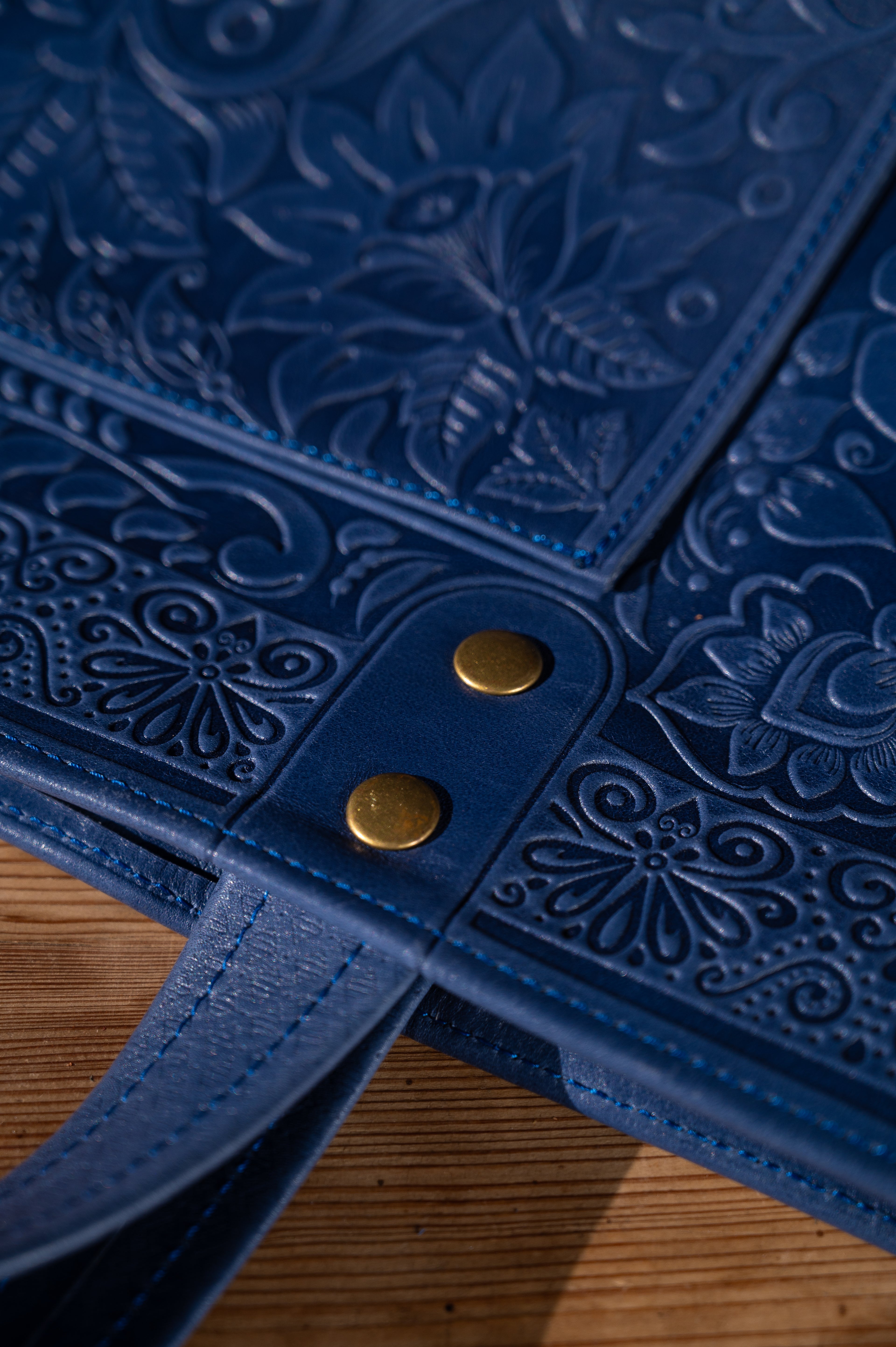 Leather bag “Flower Shopper”