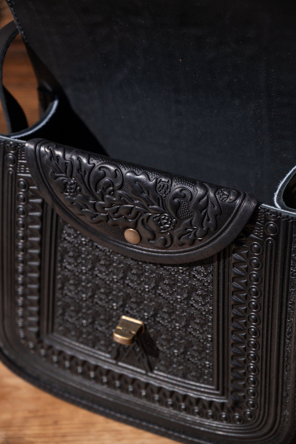 Leather bag “Dubok”