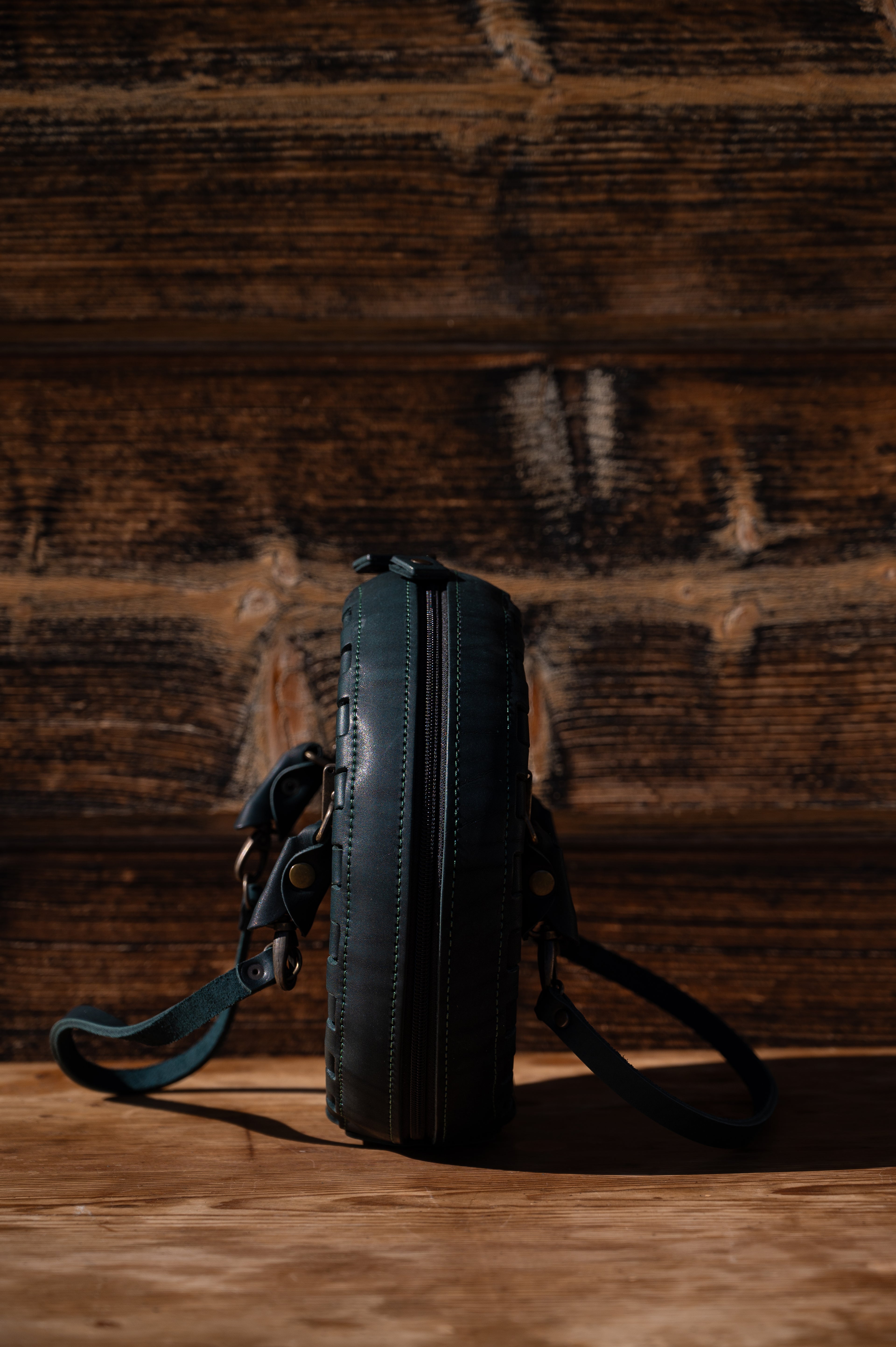 Leather bag “Necklace”