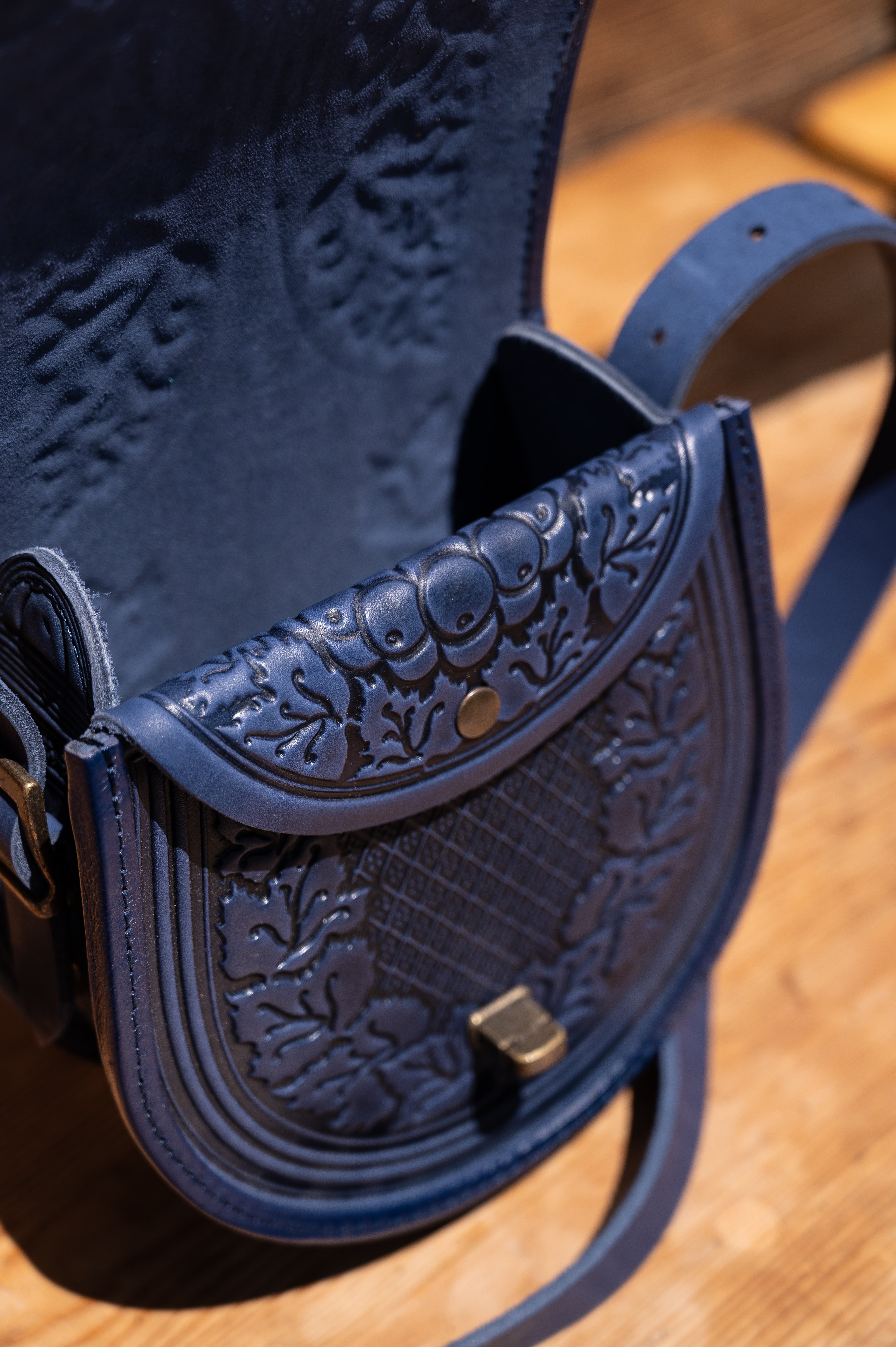 Leather bag “Kalina”