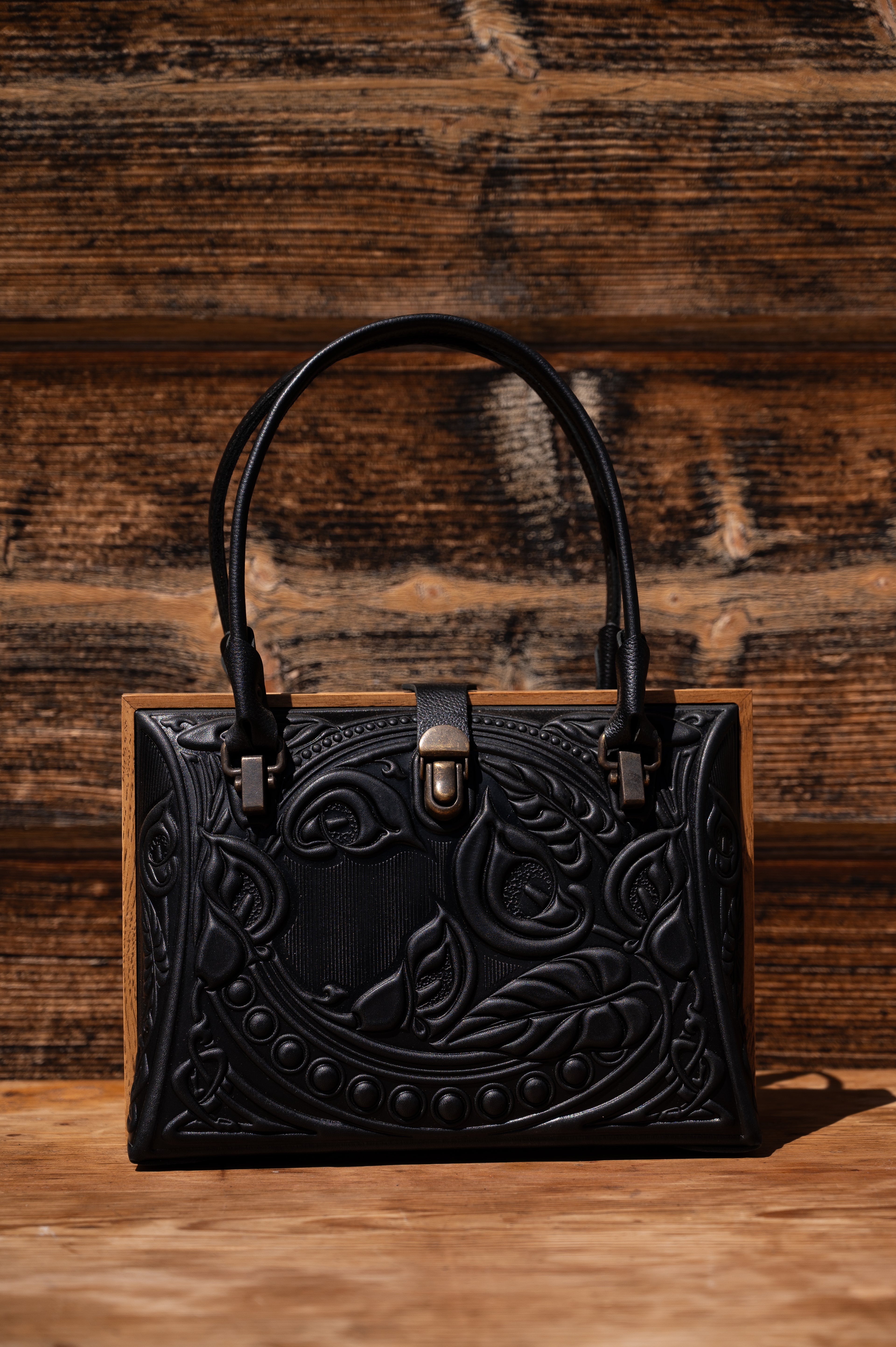 Leather bag “Calla”