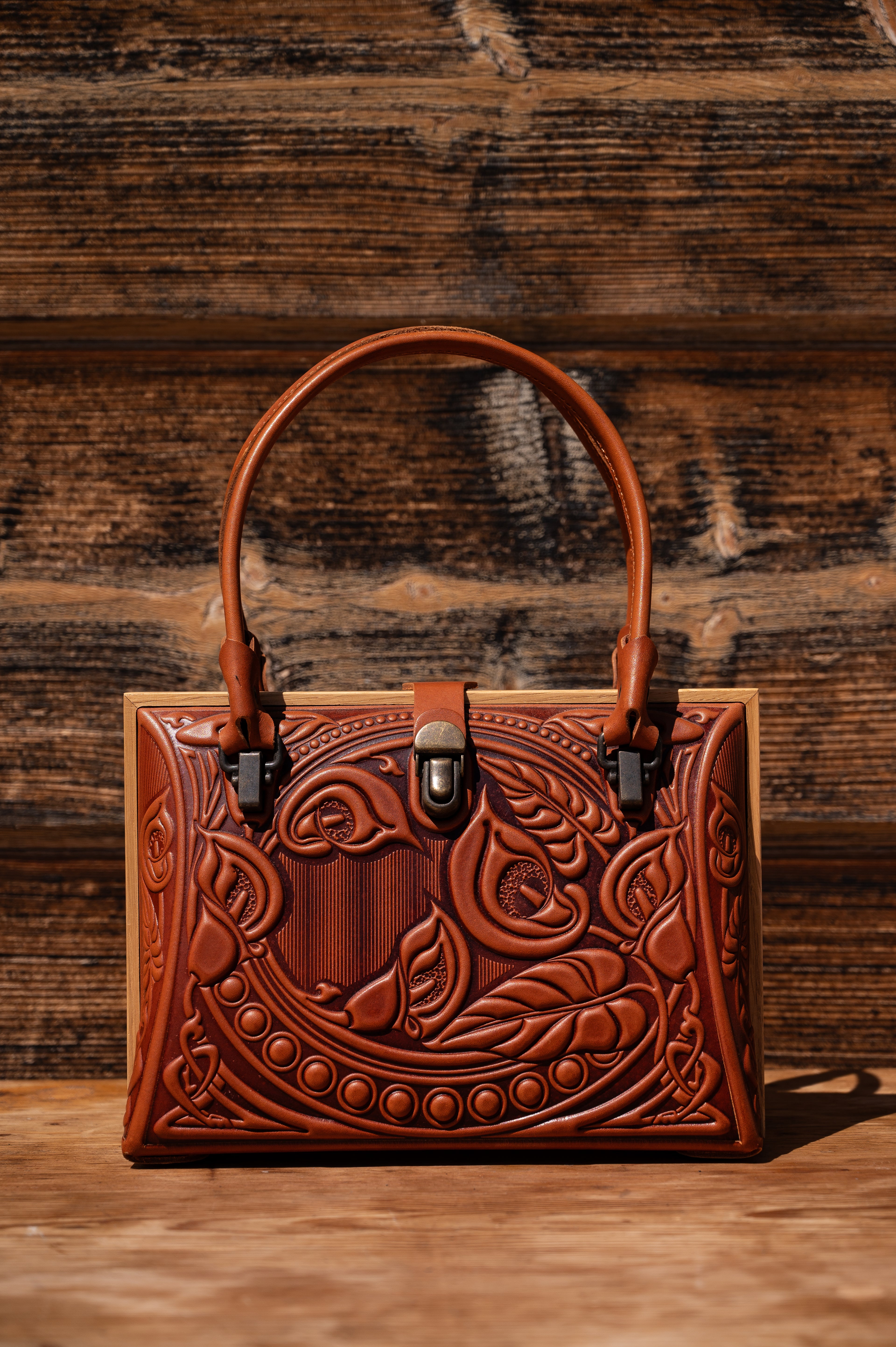 Leather bag “Calla”