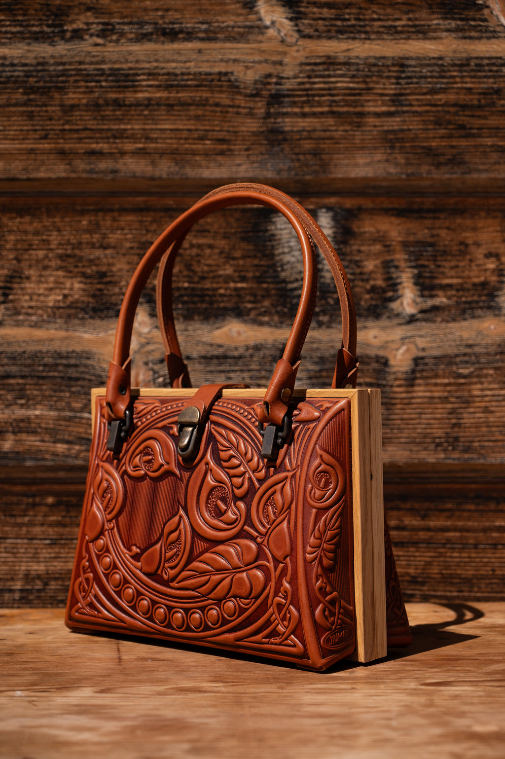 Leather bag “Calla”