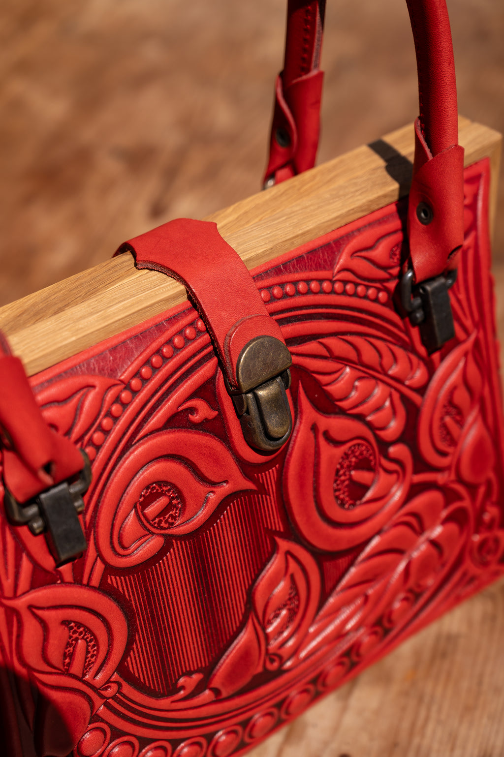 Leather bag “Calla”