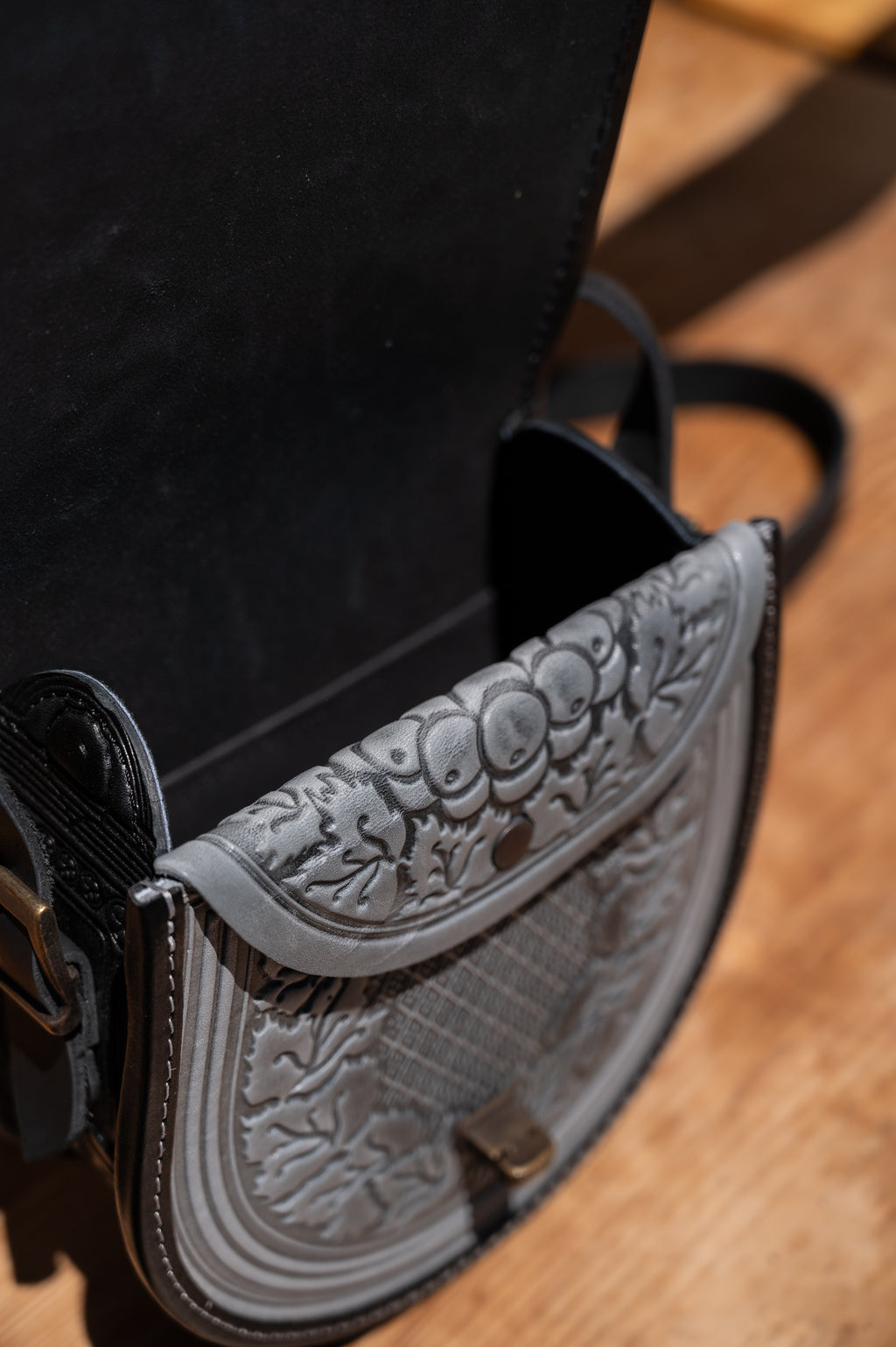 Leather bag “Kalina”